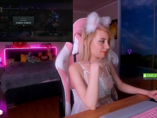 Fotografije __Cristal__ Hi. I'm Alice)Support in the top 100, please)Lovense in mу - work frоm 2tk! 20 tk - random, the most pleasant 2222 - 200 ces fireworks, cute cmile 22, show ass - 51, Ahegao 35, squirt 800.