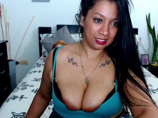 Fotografije titsbiglovers Hello guys let's have fun .. Show cum for 599 tokens